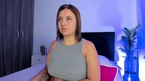 Mailyn online show from February 28, 3:15 pm