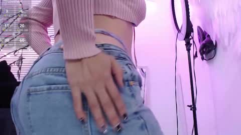 Snapshot of mailywindsor chatting on October 27, 8:25 pm Maily online show from October 27, 8:25 pm