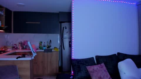 majito online show from March 21, 12:48 am