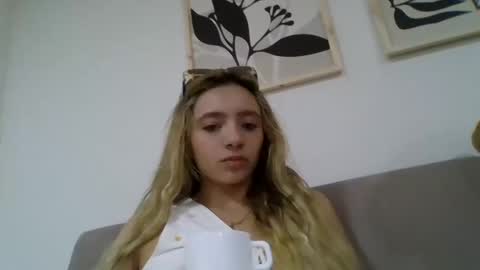 majo_gomezz online show from November 20, 1:50 am