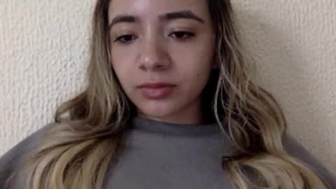 majo_gomezz online show from April 8, 11:07 pm