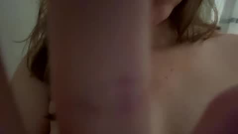 Snapshot of makenziemay chatting on October 31, 6:15 am Makenzie May online show from October 31, 6:15 am