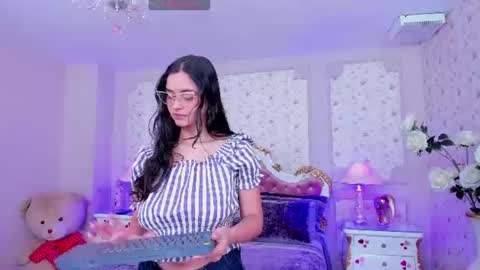 Maki Sins online show from July 26, 7:32 pm