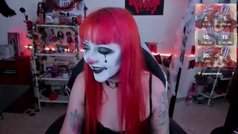 Snapshot of makii_33 chatting on October 24, 11:12 pm ...  ... online show from October 24, 11:12 pm