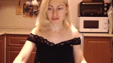 Malena online show from November 15, 9:16 pm