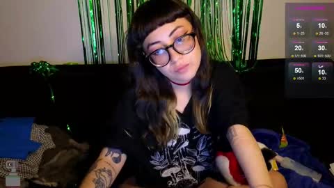 Mar  Alicia     Rosie  v A L I C I A W I T C -  Meg Cherie online show from October 1, 4:50 am