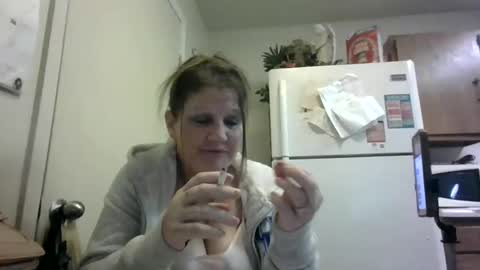 Snapshot of malinda702 chatting on February 11, 6:33 pm malinda702 online show from February 11, 6:33 pm