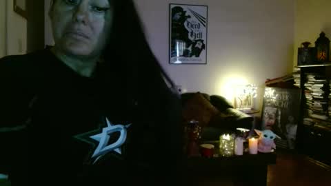 mandaloriangirlsfight online show from March 12, 6:21 pm