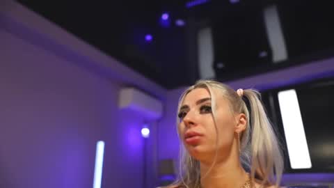 Anto Lovense is Active My pleasure is in your hands Private is Open online show from February 12, 7:34 am