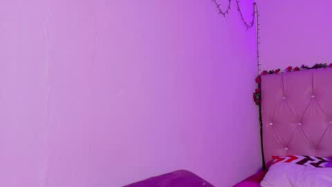 Manu  online show from February 10, 11:08 pm