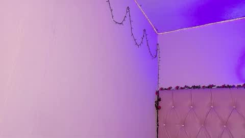 Manu  online show from February 19, 10:30 pm