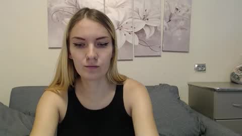 Snapshot of manyamania chatting on September 17, 6:22 am Prosto Maria online show from September 17, 6:22 am