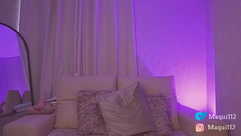 Snapshot of maquiii chatting on October 9, 2:32 pm Maquii online show from October 9, 2:32 pm