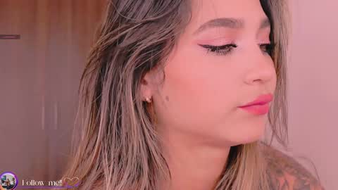 Mara Independent Model online show from January 22, 4:44 pm