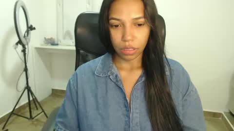 Snapshot of mara_sex chatting on January 9, 8:11 pm pao online show from January 9, 8:11 pm