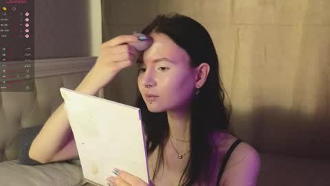 Marcelline online show from February 25, 4:11 am