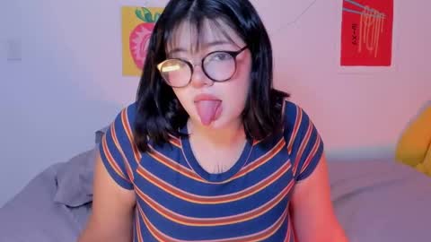 danna online show from September 11, 8:03 am