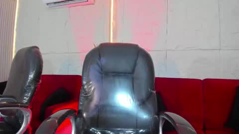 Marelyn online show from February 16, 5:02 pm