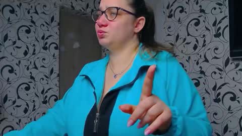 margosweet777 online show from November 17, 8:15 am