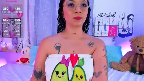 Mari Sweett  online show from February 4, 8:23 pm