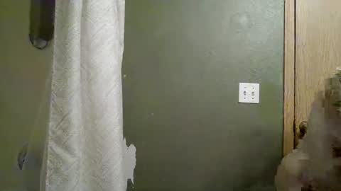 Mariah online show from February 24, 12:38 am