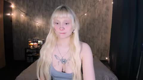 Maria online show from December 14, 4:40 am