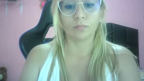 mariana995649 online show from January 16, 11:12 pm