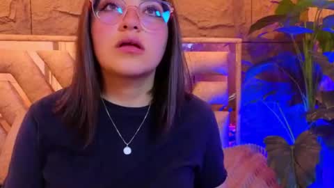 marii  online show from June 15, 2:17 pm