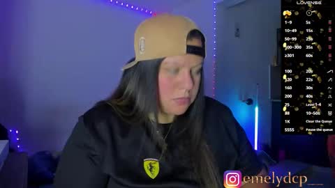   Independent Model online show from February 8, 9:40 pm