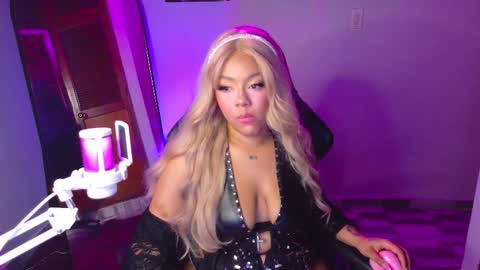 Mariana Prada online show from March 5, 4:41 am