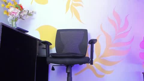 Mariana Vargas online show from March 3, 9:45 pm