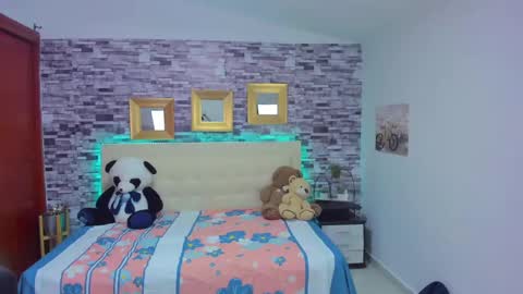 Mariana online show from December 17, 10:43 pm
