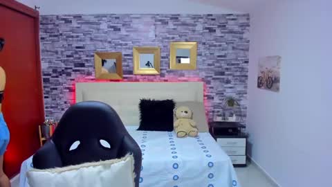 Mariana online show from January 29, 7:43 pm