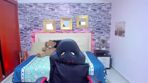 Mariana online show from January 9, 10:20 pm