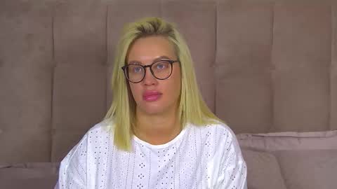 Maria online show from March 21, 7:08 pm