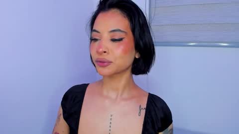 M A R I A N E online show from February 3, 6:40 am