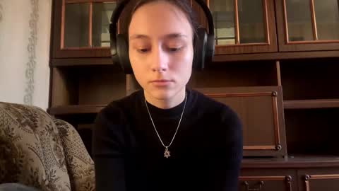 Lois online show from March 12, 3:04 pm