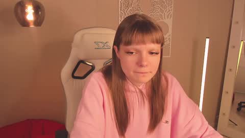 Marie online show from December 18, 10:13 pm