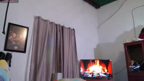 Mariie online show from November 15, 9:05 pm