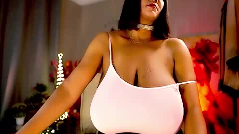 Snapshot of mariicha chatting on February 22, 6:50 am Nikita - Scroll down and read my bio please. New Pictures in Bio online show from February 22, 6:50 am