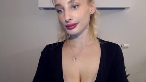 MarilynDevilish online show from January 15, 4:11 pm