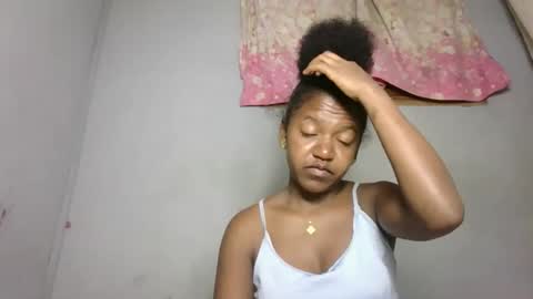 marina0506 online show from December 22, 11:19 pm