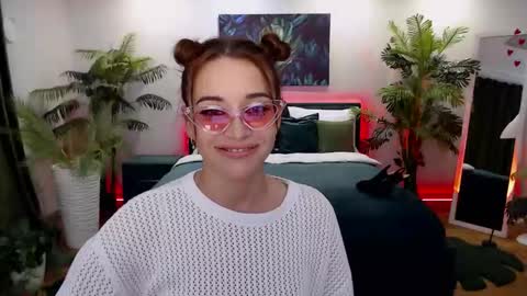 MarlaDewis online show from October 5, 4:01 pm