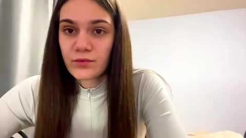 Mary online show from May 7, 7:17 pm