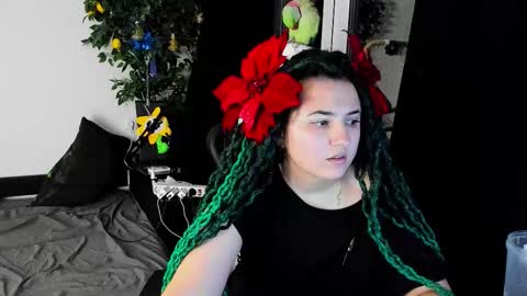 Snapshot of marry_paradisesi chatting on September 27, 11:01 pm Marishka online show from September 27, 11:01 pm