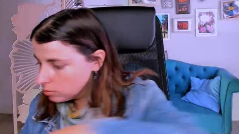 martaedams online show from September 10, 6:02 am