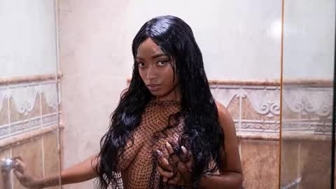 Laura online show from March 2, 7:31 pm