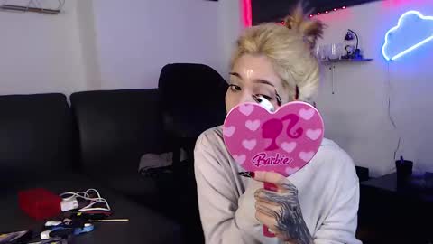                      100   online show from February 19, 7:05 pm