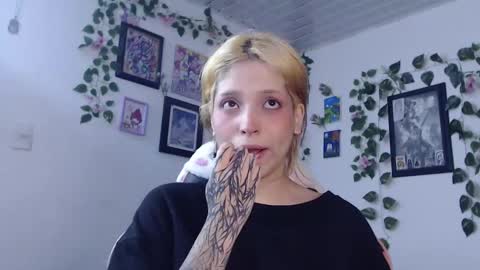                      100   online show from January 12, 5:03 am