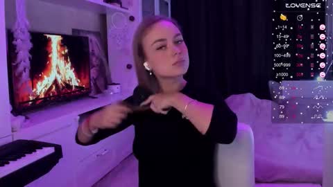 Mary online show from November 21, 4:36 am